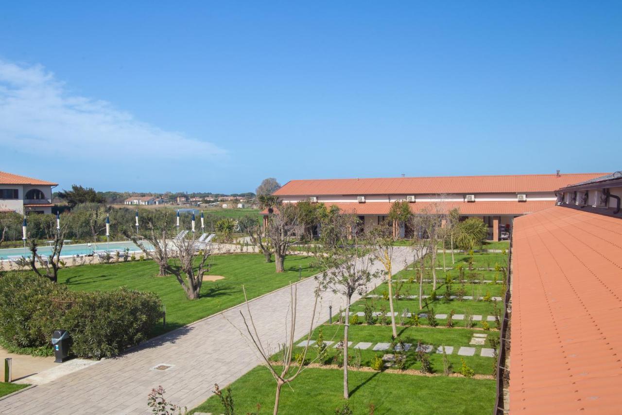 Delfino Tuscany Resort مارينا دي سيسينا المظهر الخارجي الصورة