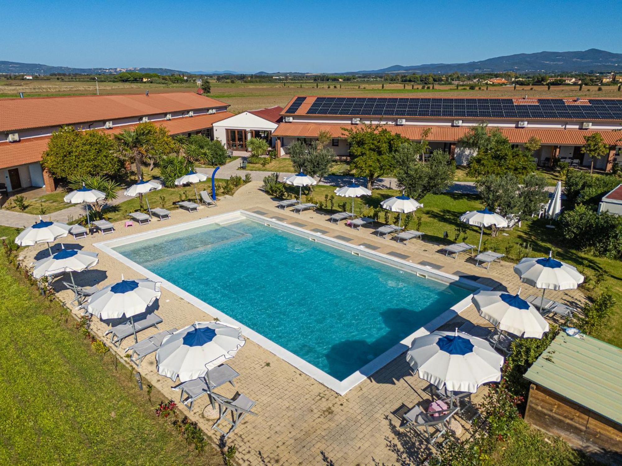 Delfino Tuscany Resort مارينا دي سيسينا المظهر الخارجي الصورة